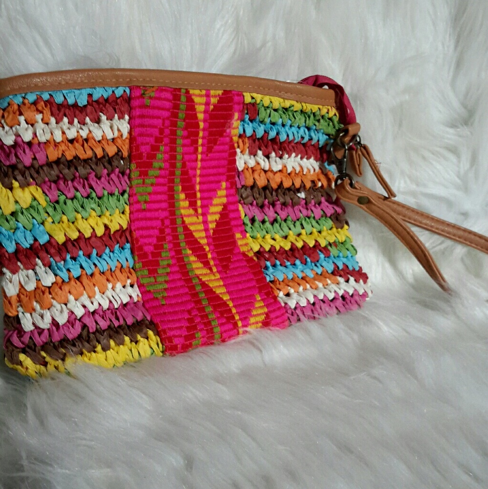 Multi-colored Woven Clutch/Wristlet